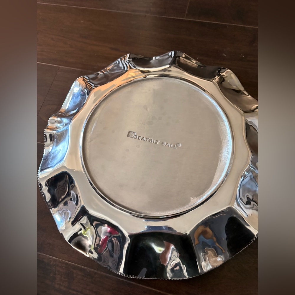 Beatrix Ball Pearl Denisse Round Platter - Picture 3 of 4